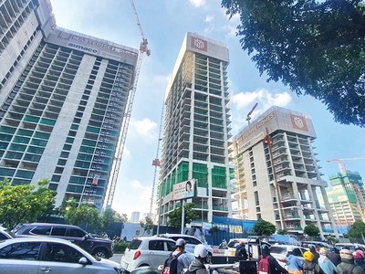 Từ đầu năm đến nay, các dự án bất động sản rất khó tiêu thụ sản phẩm. Ảnh: Lê Toàn