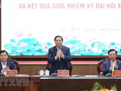 Thường trực Chính phủ tại buổi làm việc với Ban Thường vụ Thành ủy Hà Nội. (Ảnh: TTXVN)