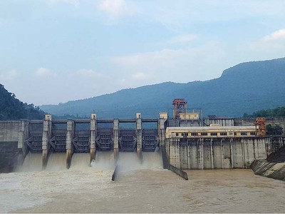 Dự án của Công ty Hang Gợp sử dụng một phần diện tích mặt nước Thủy điện Sông Bung 5 để làm du lịch sinh thái.