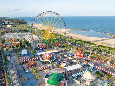 Không khí nhộn nhịp tại Novaworld Phan Thiết. Ảnh: Lê Toàn 