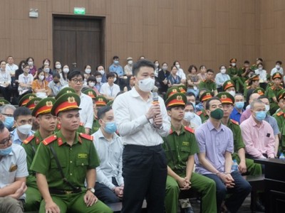 Xét xử đại án “chuyến bay giải cứu”: Nhiều bị cáo bị đề nghị mức án nghiêm khắc