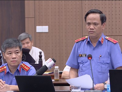 Đại diện Viện Kiểm sát đưa ra nhiều căn cứ buộc tội đối với bị cáo Hoàng Văn Hưng.