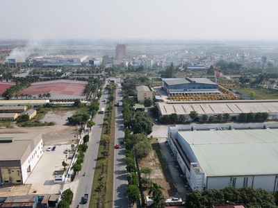 Giá thuê tại các khu công nghiệp vẫn duy trì mạch tăng. Ảnh: Dũng Minh 