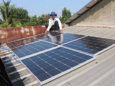 Muốn lắp điện mặt trời mái nhà phải đăng ký với UBND tỉnh 