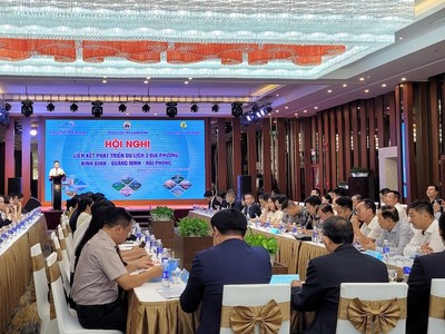 Hội nghị có sự tham gia của đại diện hơn 200 đơn vị, doanh nghiệp du lịch của 3 địa phương.