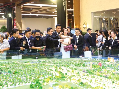 Hai quý cuối năm là “chặng nước rút” của các doanh nghiệp địa ốc. Ảnh: Lê Toàn 