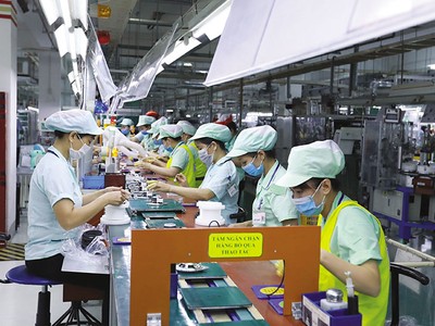 Khu sản xuất của Công ty TNHH Điện tử Foster tại Khu công nghiệp VSIP Bắc Ninh. Ảnh: Đức Thanh 