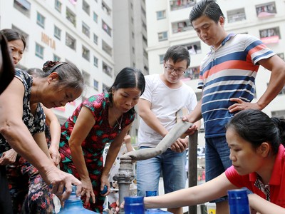 Doanh nghiệp đang phát triển dự án thiếu vốn như… mất nước giữa hè. Ảnh: Dũng Minh 