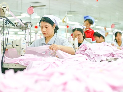 Tình trạng cầu thấp của ngành dệt may xuất khẩu có thể kéo dài sang đầu năm 2024.