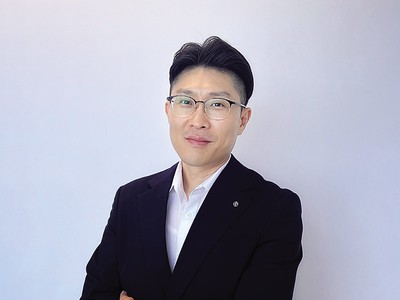 Ông Pyon Young Hwan, Giám đốc phụ trách Mảng giao dịch ngoại hối và phái sinh của Ngân hàng Shinhan Việt Nam.