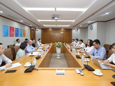 EVNNPT làm việc với Vietinbank 