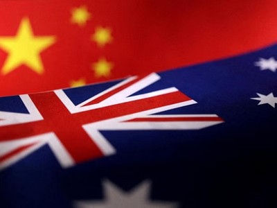 Vào thời điểm căng thẳng ngoại giao lên đến đỉnh điểm vào năm 2020 và 2021, Bắc Kinh đã áp thuế nhập khẩu đối với một số mặt hàng xuất khẩu của Australia, từ rượu vang, thịt đỏ đến tôm hùm và gỗ. Ảnh: Reuters 