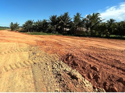 Một vị trí thi công thuộc Gói thầu 11 thuộc Dự án thành phần Hoài Nhơn - Quy Nhơn chưa được bàn giao mặt bằng.