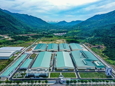 Nhà máy Thuốc lá Khatoco Khánh Hòa được xây dựng tại địa điểm mới góp phần vào mục tiêu thực hiện quy hoạch phát triển đô thị TP. Nha Trang văn minh và hiện đại.