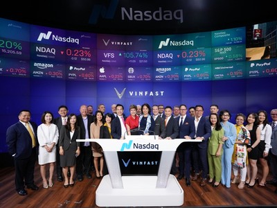 Vingroup đã ghi dấu ấn đậm nét vào nền kinh tế Việt Nam ở 2 điểm nhấn trong lĩnh vực bất động sản và xe ô tô với thương hiệu VinFast.