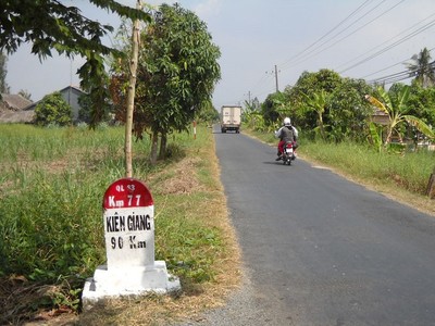Một đoạn Quốc lộ 63 nối Kiên Giang và Cà Mau.