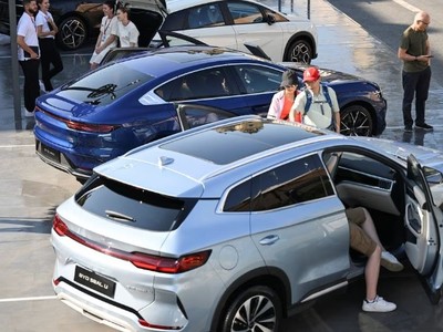 Ô tô điện của hãng xe điện lớn nhất Trung Quốc BYD trưng bày tại Triển lãm ô tô IAA Mobility 2023, ở Munich, Đức. Ảnh: Reuters