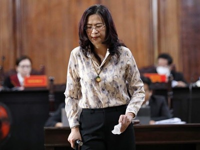 Cựu Phó cục trưởng Cục Thuế TP.HCM Nguyễn Thị Bích Hạnh lãnh 4 năm tù