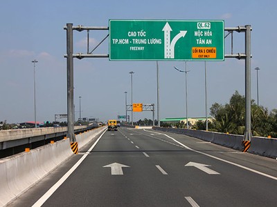 Một đoạn tuyến cao tốc TP.HCM - Trung Lương.