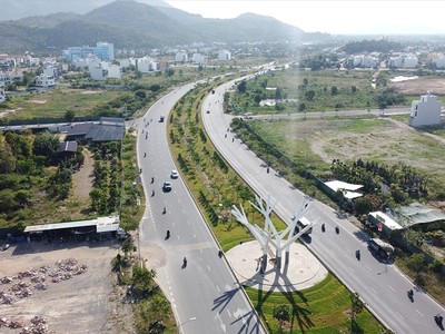 Dự án đầu tư trục đường Vành đai 3 kết nối đường Võ Nguyên Giáp (ảnh) và Đại lộ Nguyễn Tất Thành (tỉnh Khánh Hòa). Ảnh: H.L