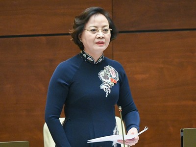 Bộ trưởng Bộ Nội vụ Phạm Thị Thanh trà đánh giá, tiền lương và thu nhập của cán bộ, công chức còn thấp.