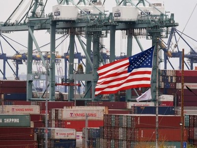 Fed dự báo kinh tế Mỹ sẽ tăng trưởng 2,1% trong năm 2023. Ảnh: AFP