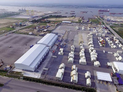 Thương mại điện tử tăng trưởng nhanh là động lực chính thúc đẩy dịch vụ logistics phát triển. Ảnh: Đức Thanh