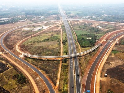 Nút giao Dầu Giây - điểm khởi đầu của cao tốc Dầu Giây - Tân Phú.