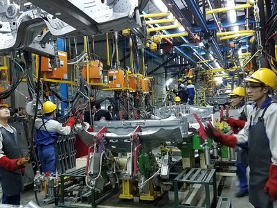 Niềm tin kinh doanh tươi sáng hơn