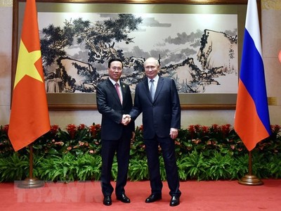 Chủ tịch nước Võ Văn Thưởng gặp Tổng thống Liên bang Nga Vladimir Putin. (Ảnh: TTXVN)