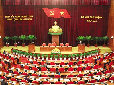Hội nghị Ban Chấp hành Trung ương Đảng giữa nhiệm kỳ khóa XIII đánh giá, công tác xây dựng, chỉnh đốn Đảng đã tạo được sự chuyển biến tích cực. 