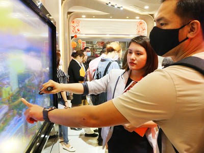 Nhóm người trẻ có xu hướng đi thuê nhà để ở. Ảnh: Trọng Tín 