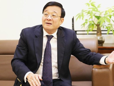 Ông Nguyễn Quốc Hùng