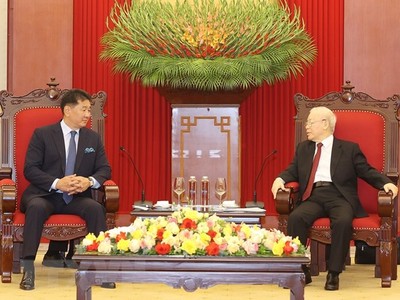 Tổng Bí thư Nguyễn Phú Trọng tiếp Tổng thống Mông Cổ Ukhnaagiin Khurelsukh chiều 1/11 (Ảnh: TTXVN)