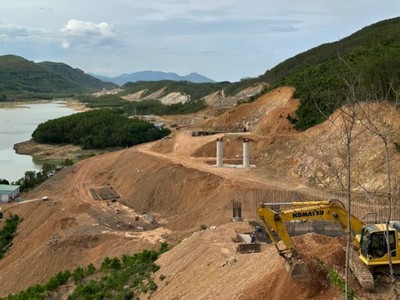 Thi công cao tốc Bắc - Nam, đoạn Quy Nhơn - Chí Thạnh. Nguồn Sở Giao thông vận tải tỉnh Phú Yên. 