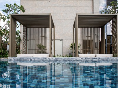 Các tiện ích nội khu như hồ bơi, spa được vận hành và quản lý bởi đội ngũ quản gia Marriott chuyên nghiệp.