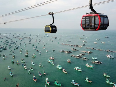 Cáp treo Hòn Thơm dài nhất thế giới tại đảo Ngọc.