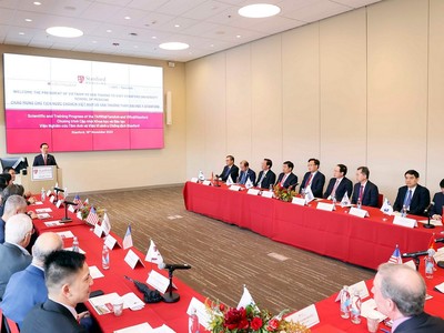 Đoàn công tác của Chủ tịch nước tham dự Hội nghị APEC