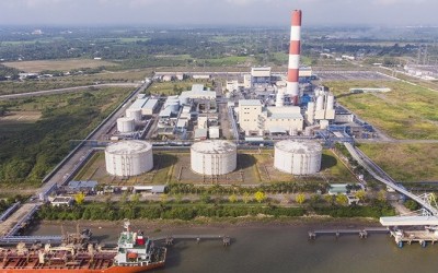 Thủ tướng giao Bộ Công Thương chủ trì, phối hợp các Bộ, cơ quan liên quan khẩn trương đẩy nhanh tiến độ triển khai, thực hiện chuỗi dự án Khí - Điện lô B Ô Môn, sớm khởi công các Nhà máy Ô Môn II, Ô Môn I