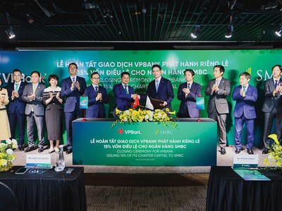 VPBank vừa hoàn thành đợt phát hành riêng lẻ cho SMBC, ngân hàng lớn thứ hai Nhật Bản, với giá trị thương vụ gần 1,5 tỷ USD