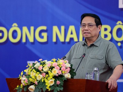 Thủ tướng khẳng định, vùng Đông Nam Bộ có đủ điều kiện để trở thành trung tâm lớn nhất về kinh tế - xã hội, là đầu tàu và hình mẫu phát triển của cả nước. (Ảnh: Nhật Bắc)