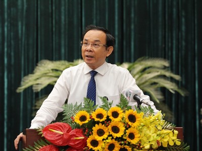 Bí thư Thành ủy TP.HCM Nguyễn Văn Nên phát biểu tại kỳ họp. Ảnh: Thành Nhân