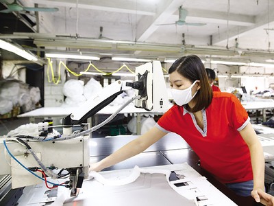 Thu hút đầu tư - một động lực tăng trưởng kinh tế - được kỳ vọng tăng trưởng khả quan trong năm tới. Ảnh: Đức Thanh