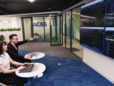 Để tăng chiều sâu và phát triển bền vững thị trường chứng khoán