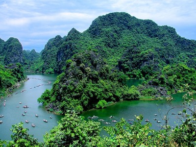 Quần thể danh thắng Tràng An - Di sản văn hoá và thiên nhiên thế giới