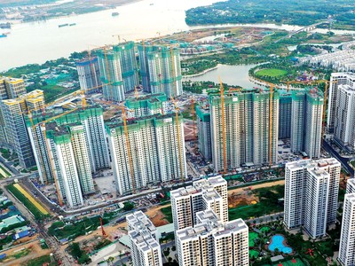 Nhiều dự án ở khu Đông, TP. Thủ Đức ra hàng. Ảnh: Lê Toàn 