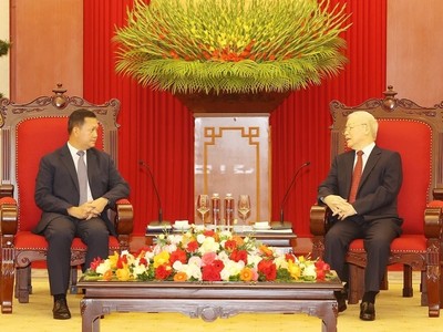 Tổng Bí thư Nguyễn Phú Trọng đánh giá cao chuyến thăm của Thủ tướng Hun Manet có ý nghĩa quan trọng, góp phần củng cố và tạo dấu ấn mới trong quan hệ Việt Nam - Campuchia. 