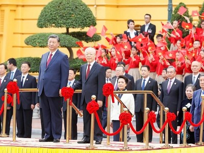 Tổng Bí thư Nguyễn Phú Trọng chủ trì Lễ đón cấp Nhà nước với Tổng Bí thư, Chủ tịch Trung Quốc Tập Cận Bình (Ảnh: TTXVN)