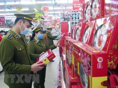 Ban Chỉ đạo 389 các bộ, ngành, địa phương thực hiện nghiêm túc các chỉ đạo của Chính phủ, Thủ tướng Chính phủ, Ban Chỉ đạo 389 quốc gia về công tác chống buôn lậu, gian lận thương mại và hàng giả. Ảnh minh họa: TTXVN