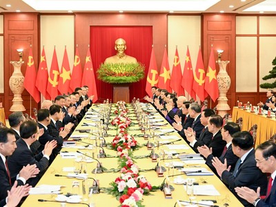 Tổng Bí thư Ban Chấp hành Trung ương Đảng Cộng sản Việt Nam Nguyễn Phú Trọng và Tổng Bí thư Ban Chấp hành Trung ương Đảng Cộng sản Trung Quốc, Chủ tịch nước Cộng hòa nhân dân Trung Hoa Tập Cận Bình chủ trì Hội đàm - Ảnh: VGP/Nhật Bắc